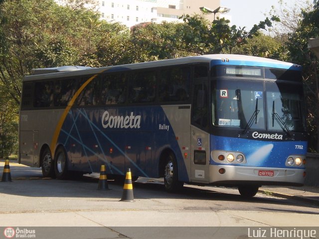 Viação Cometa 7702 na cidade de São Paulo, São Paulo, Brasil, por Luiz Henrique. Número da foto: #158326.