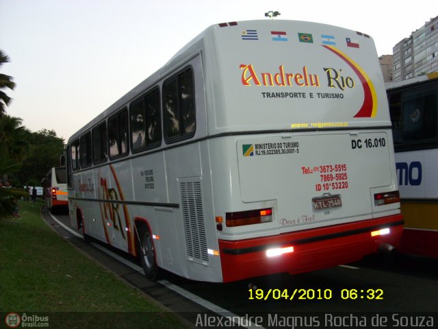 Andrelu Rio Transporte e Turismo DC 16.010 na cidade de Rio de Janeiro, Rio de Janeiro, Brasil, por Alexandre  Magnus. ID da foto: 160371.