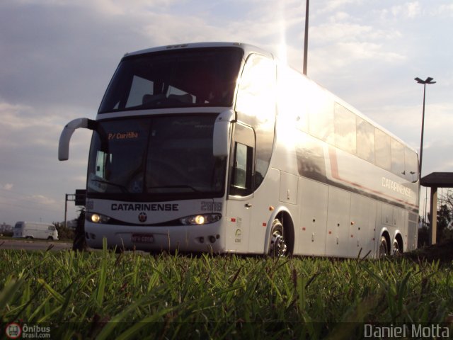 Auto Viação Catarinense 2816 na cidade de Florianópolis, Santa Catarina, Brasil, por Daniel Motta. Número da foto: #160235.