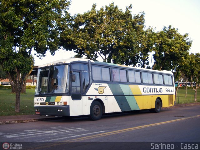 Empresa Gontijo de Transportes 9960 na cidade de Cascavel, Paraná, Brasil, por Serineo - Siri. Número da foto: #160568.