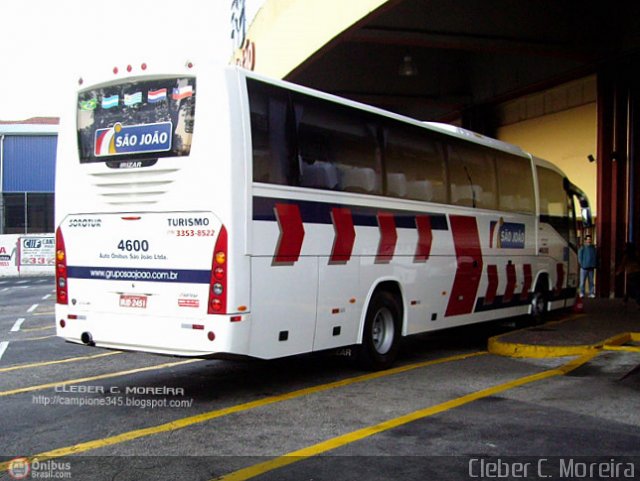 São João Votorantim - Sorotur Turismo 4600 na cidade de Sorocaba, São Paulo, Brasil, por Cleber C.  Moreira. Número da foto: #160287.