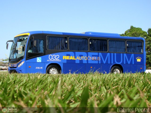 Real Auto Ônibus 032 na cidade de Rio de Janeiro, Rio de Janeiro, Brasil, por Gabriel Peclat. Número da foto: #162513.