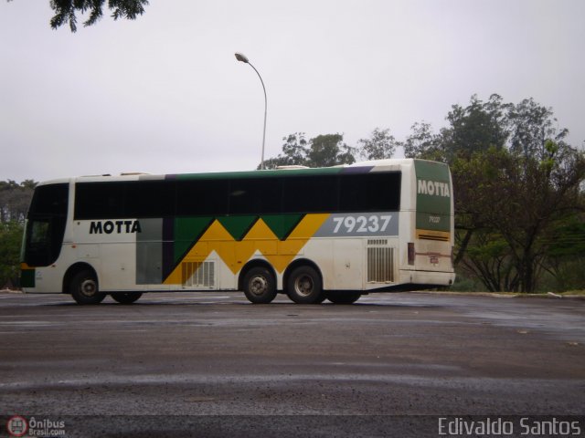 Viação Motta 79237 na cidade de Dourados, Mato Grosso do Sul, Brasil, por Edivaldo Santos. ID da foto: 162848.