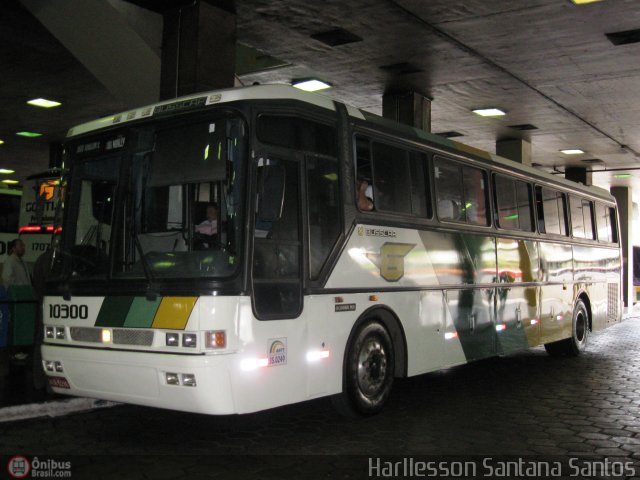 Empresa Gontijo de Transportes 10300 na cidade de Belo Horizonte, Minas Gerais, Brasil, por Harllesson Santana Santos. Número da foto: #166020.