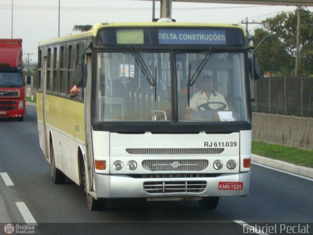 Divina Luz Transportes e Turismo RJ 611.039 na cidade de Duque de Caxias, Rio de Janeiro, Brasil, por Gabriel Peclat. Número da foto: #166468.