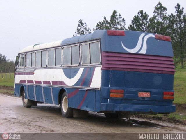 Ônibus Particulares 2170 na cidade de Pelotas, Rio Grande do Sul, Brasil, por Marcio  Bruxel. Número da foto: #166934.