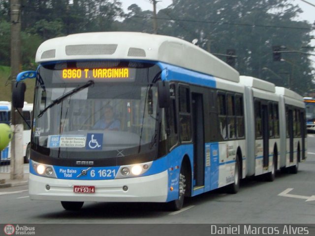 Viação Cidade Dutra 6 1621 na cidade de São Paulo, São Paulo, Brasil, por Daniel Marcos Alves . ID da foto: 168024.