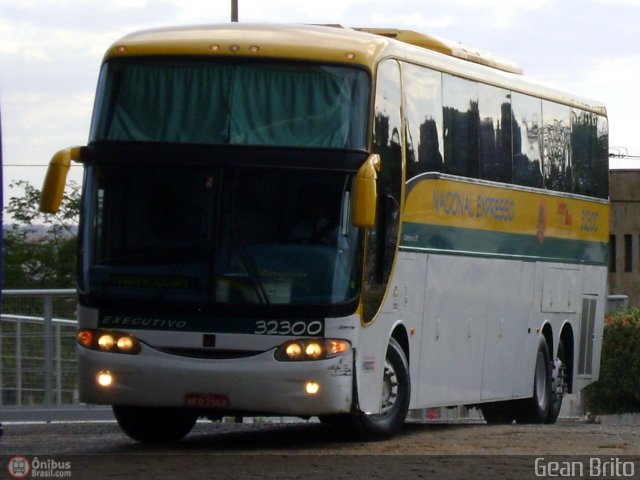 Nacional Expresso 32300 na cidade de Uberlândia, Minas Gerais, Brasil, por Gean Brito. Número da foto: #168620.