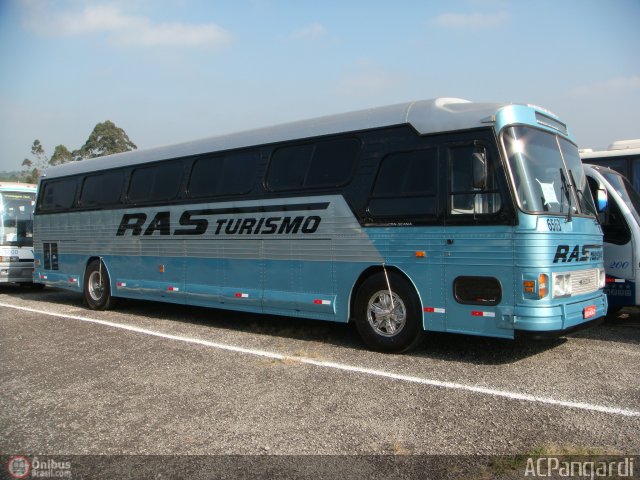 RAS Turismo 6563 na cidade de São Paulo, São Paulo, Brasil, por Antonio Carlos Pangardi. Número da foto: #154844.