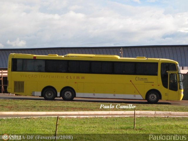 Viação Itapemirim 44001 na cidade de Brasília, Distrito Federal, Brasil, por Paulo Camillo Mendes Maria. ID da foto: 155540.