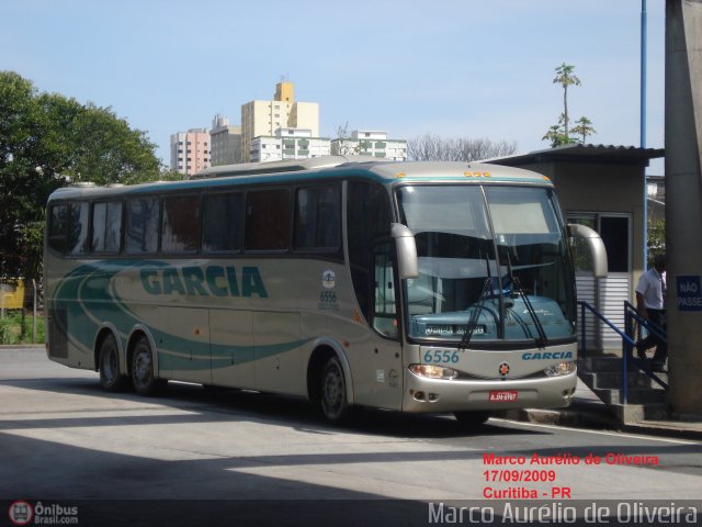 Viação Garcia 6556 na cidade de Curitiba, Paraná, Brasil, por Marco Aurélio de Oliveira. Número da foto: #156465.