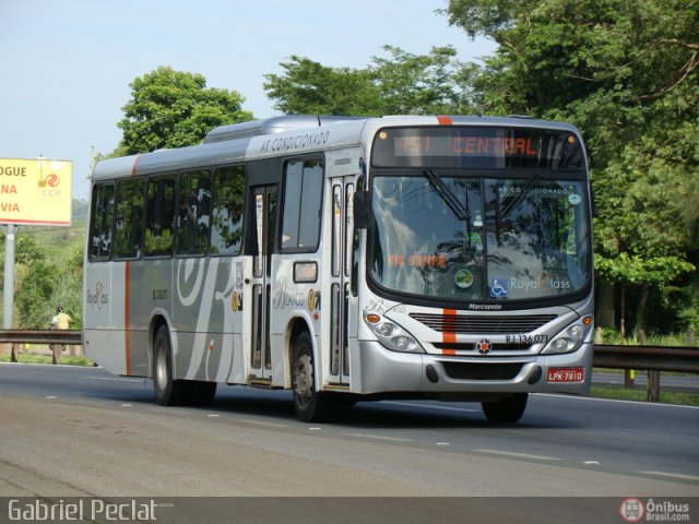 Transportes Blanco RJ 136.071 na cidade de Queimados, Rio de Janeiro, Brasil, por Gabriel Peclat. Número da foto: #179286.