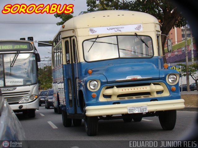 Ônibus Particulares 1957 na cidade de Sorocaba, São Paulo, Brasil, por EDUARDO - SOROCABUS. ID da foto: 179992.