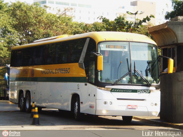 Nacional Expresso 12609 na cidade de São Paulo, São Paulo, Brasil, por Luiz Henrique. Número da foto: #180261.