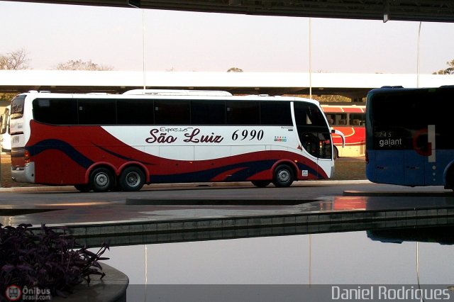 Expresso São Luiz 6990 na cidade de Brasília, Distrito Federal, Brasil, por Daniel Rodrigues. ID da foto: 182224.