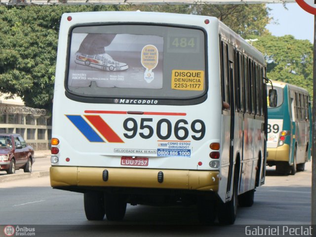 Breda Rio 95069 na cidade de Rio de Janeiro, Rio de Janeiro, Brasil, por Gabriel Peclat. Número da foto: #187144.