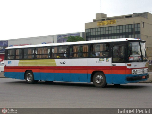 Ônibus Particulares 12321 na cidade de Rio de Janeiro, Rio de Janeiro, Brasil, por Gabriel Peclat. Número da foto: #188078.