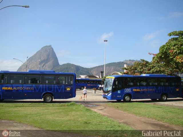 Real Auto Ônibus 086 na cidade de Rio de Janeiro, Rio de Janeiro, Brasil, por Gabriel Peclat. ID da foto: 172348.