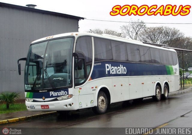 Planalto Transportes 925 na cidade de Gramado, Rio Grande do Sul, Brasil, por EDUARDO - SOROCABUS. Número da foto: #172854.