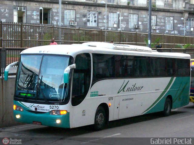 Unitour Transportes e Turismo 5270 na cidade de Rio de Janeiro, Rio de Janeiro, Brasil, por Gabriel Peclat. Número da foto: #173136.