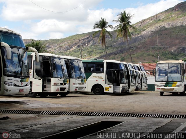 Empresa Gontijo de Transportes Garagem AMJ na cidade de Almenara, Minas Gerais, Brasil, por Sérgio Augusto Braga Canuto. ID da foto: 173151.