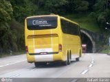 Viação Itapemirim 8831 na cidade de Petrópolis, Rio de Janeiro, Brasil, por Rafael da Silva Xarão. Número da foto: #:id.