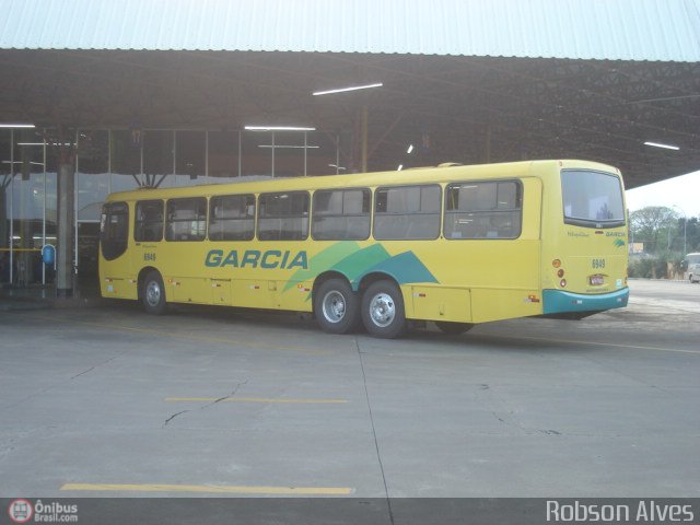 Viação Garcia 6949 na cidade de Maringá, Paraná, Brasil, por Robson Alves. ID da foto: 196420.