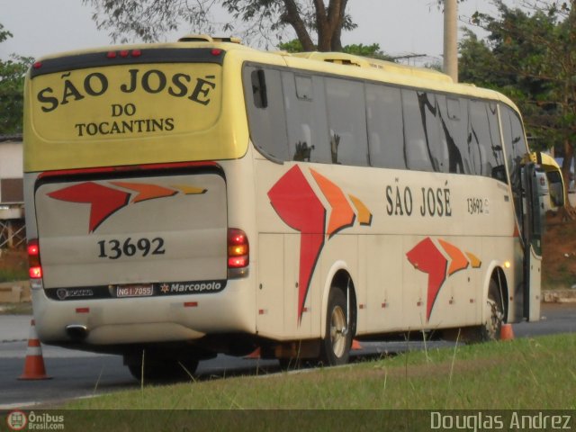 Expresso São José do Tocantins 13692 na cidade de Goiânia, Goiás, Brasil, por Douglas Andrez. Número da foto: #201924.