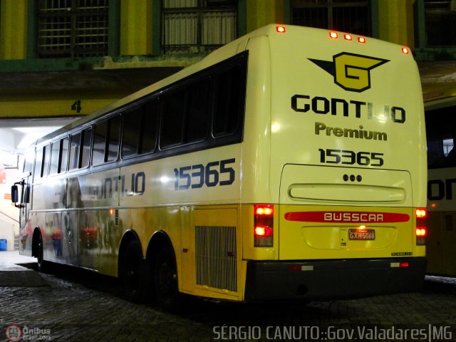 Empresa Gontijo de Transportes 15365 na cidade de Governador Valadares, Minas Gerais, Brasil, por Sérgio Augusto Braga Canuto. ID da foto: 204233.