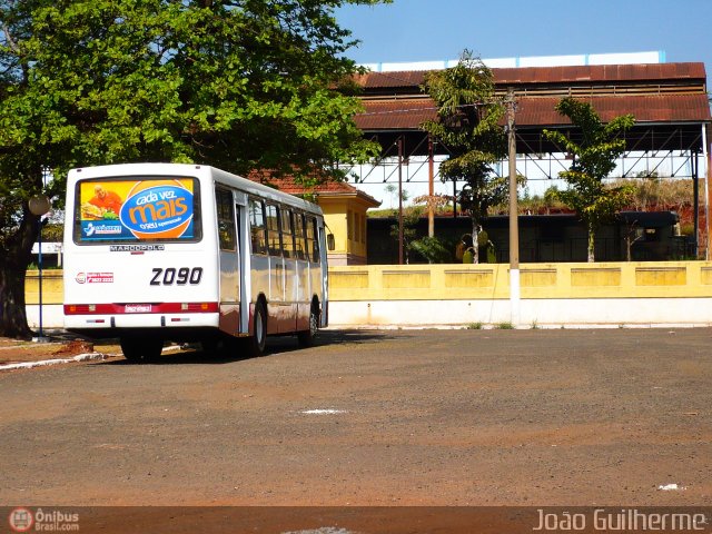 Auto Ônibus Macacari 2090 na cidade de Jaú, São Paulo, Brasil, por João Guilherme Lopes. Número da foto: #190660.