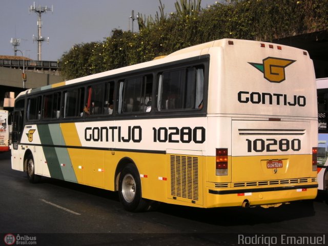 Empresa Gontijo de Transportes 10280 na cidade de Belo Horizonte, Minas Gerais, Brasil, por Rodrigo Emanuel. ID da foto: 193508.