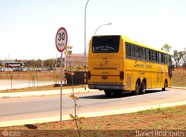 Santa Izabel 1600 na cidade de Brasília, Distrito Federal, Brasil, por Daniel Rodrigues. Número da foto: #193382.